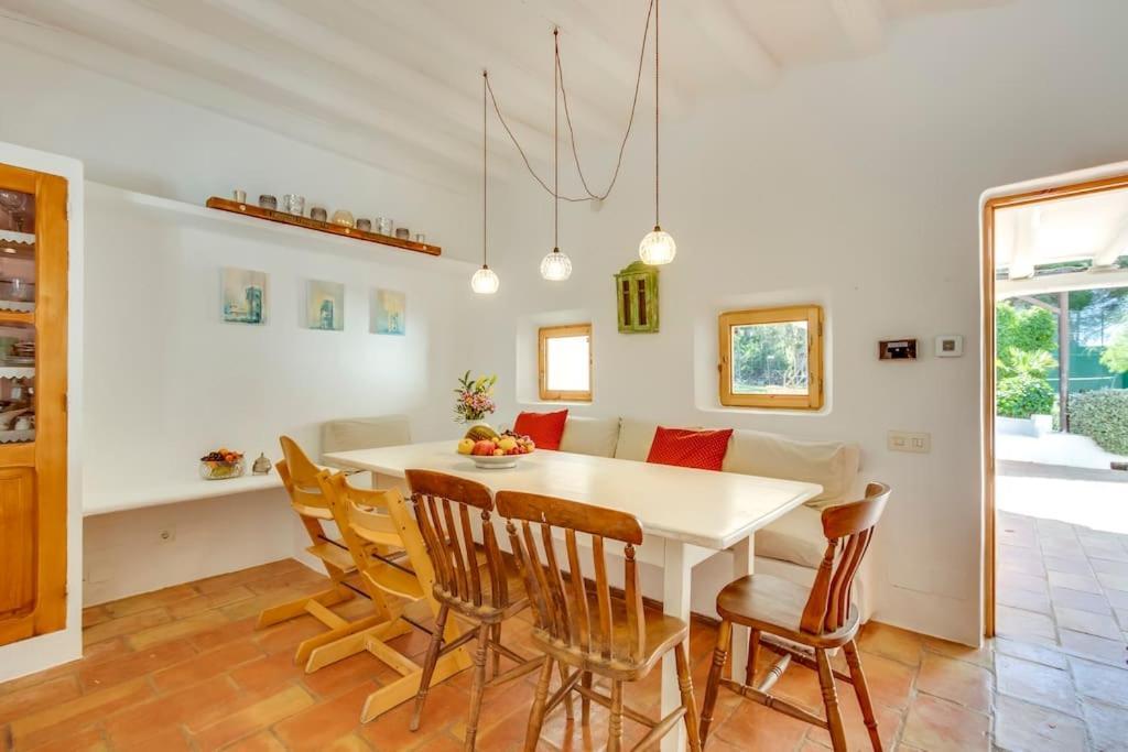 Santa Gertrudis  Casa Rosada - Gorgeous Family Finca Near Santa Gertrudis 빌라 외부 사진